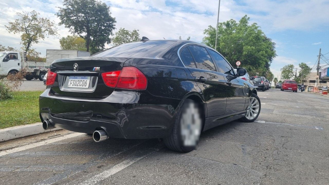 BMW 325I 2011 - 2.5 6CC Aspirado Original