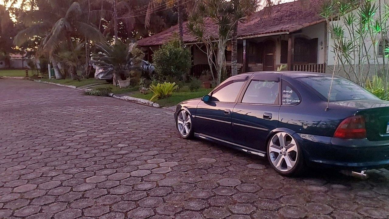 Vectra GLS 2.0 8V Turbo