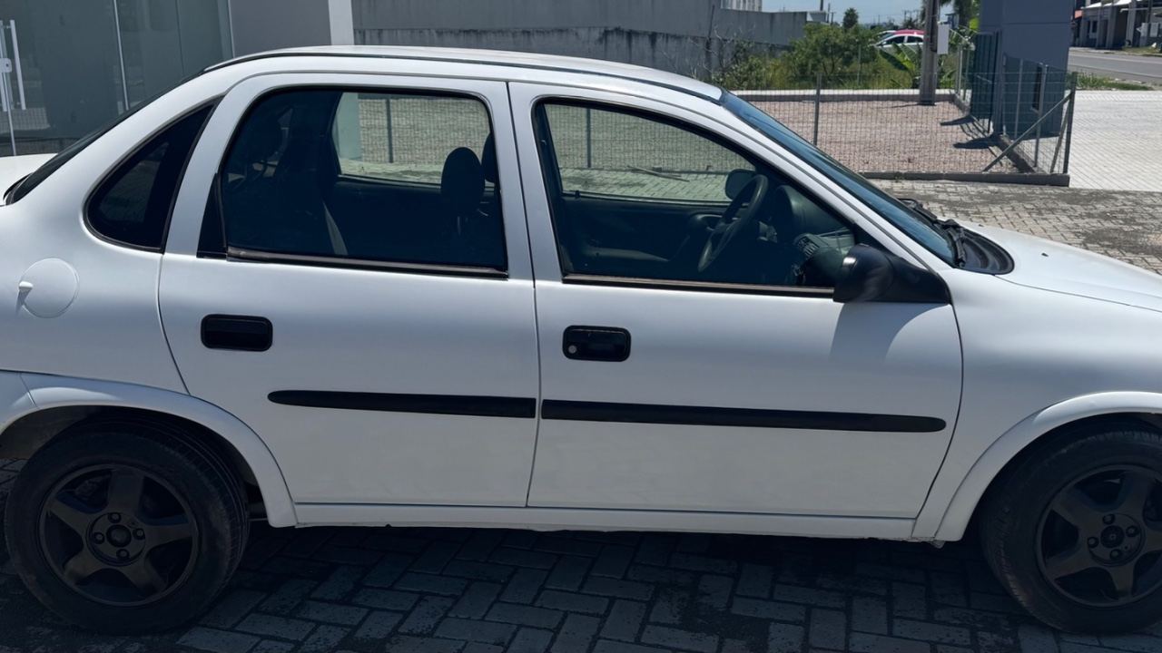 Corsa 2003 — Go Garage