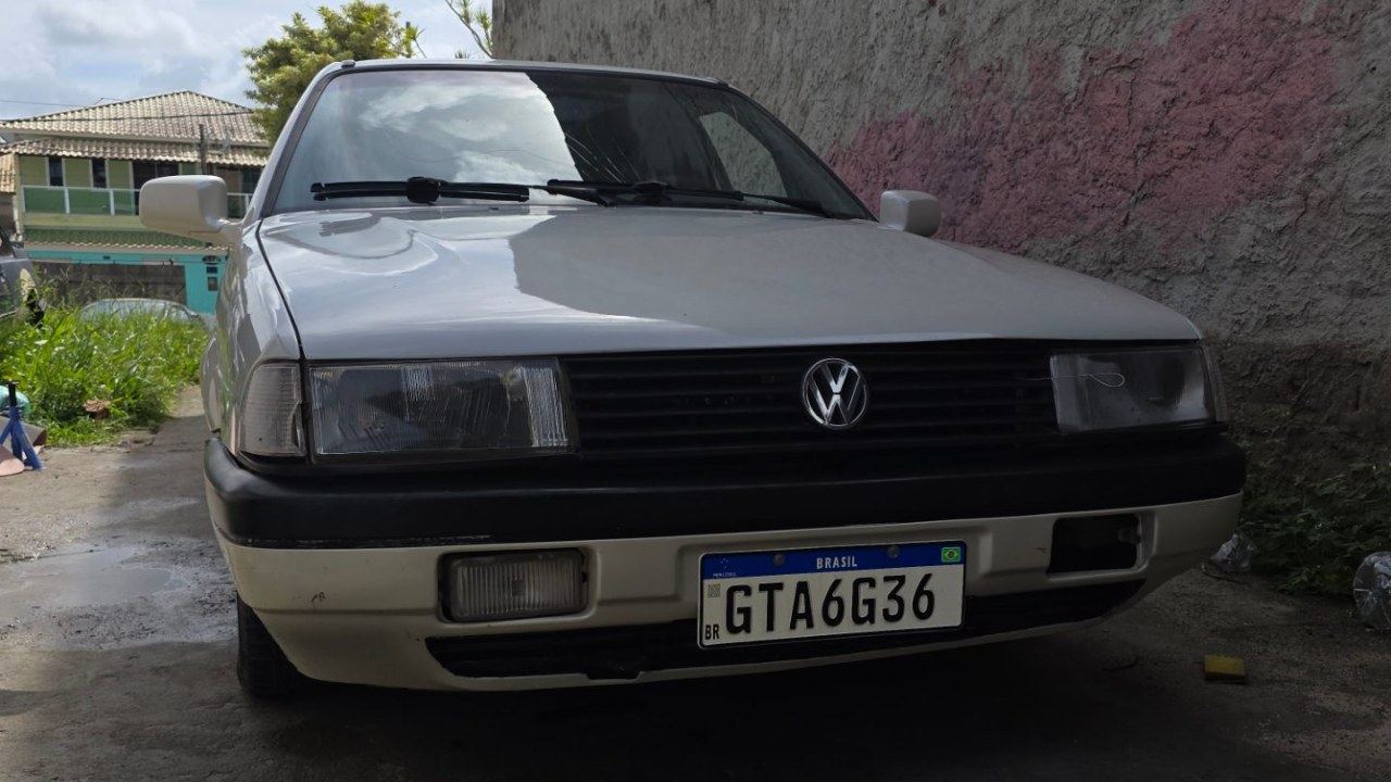 Santana gls 1.8 álcool FT