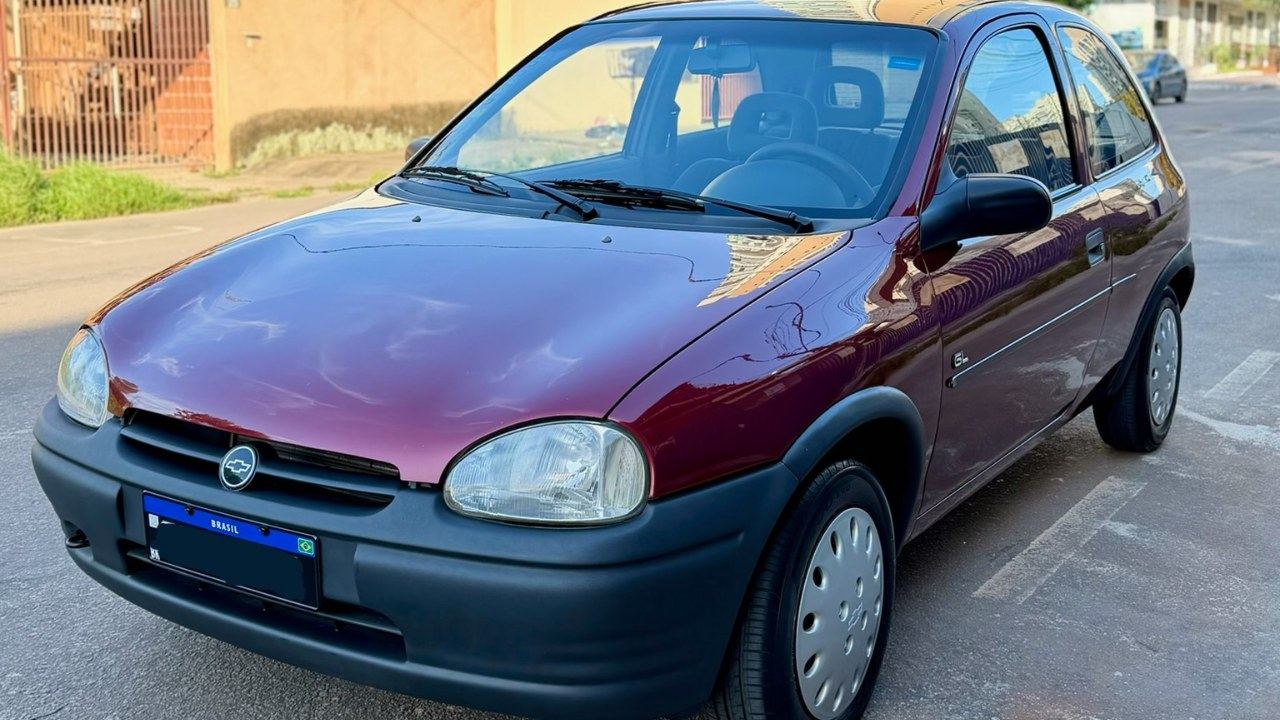GM Corsa GL 1.4 EFI 1995 Placa Preta