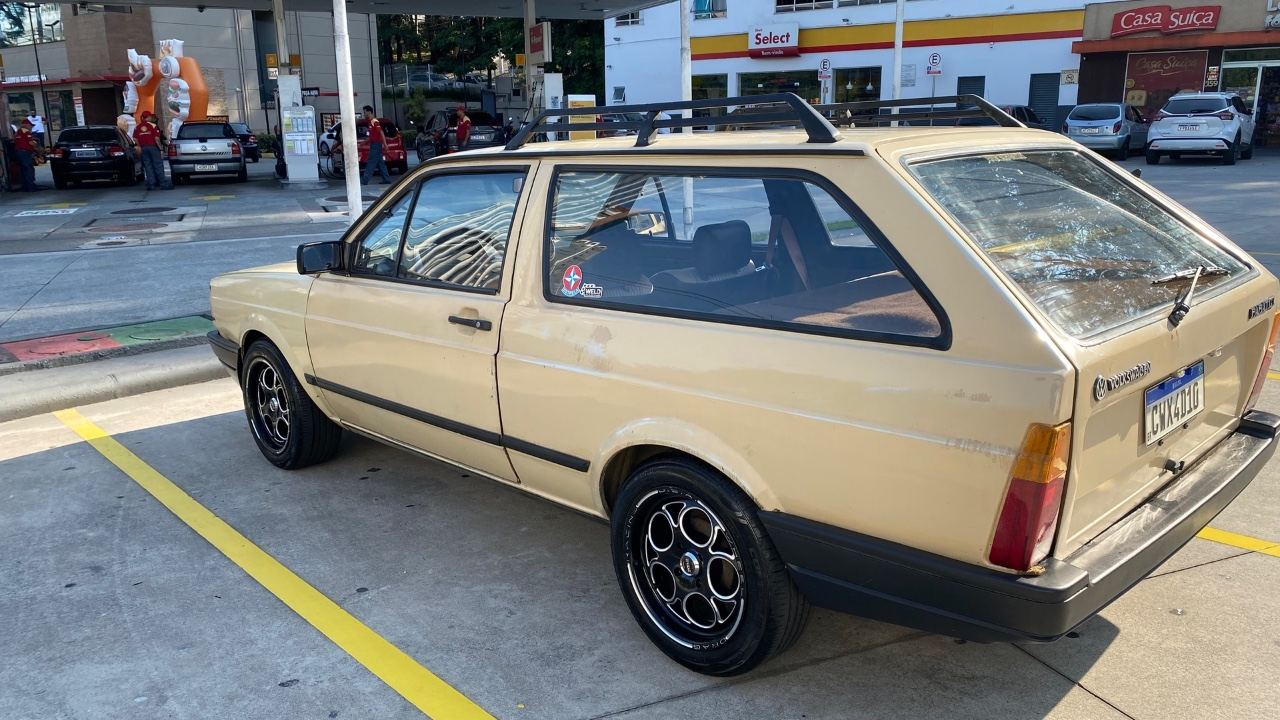 Parati CL 1.6 álcool injetada ano 1988