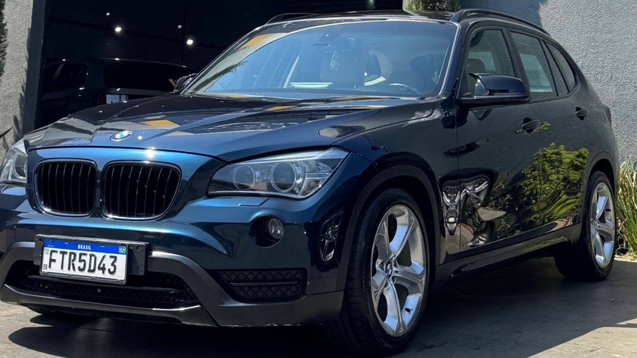 BMW x1 20i TB 2014 - Impecável