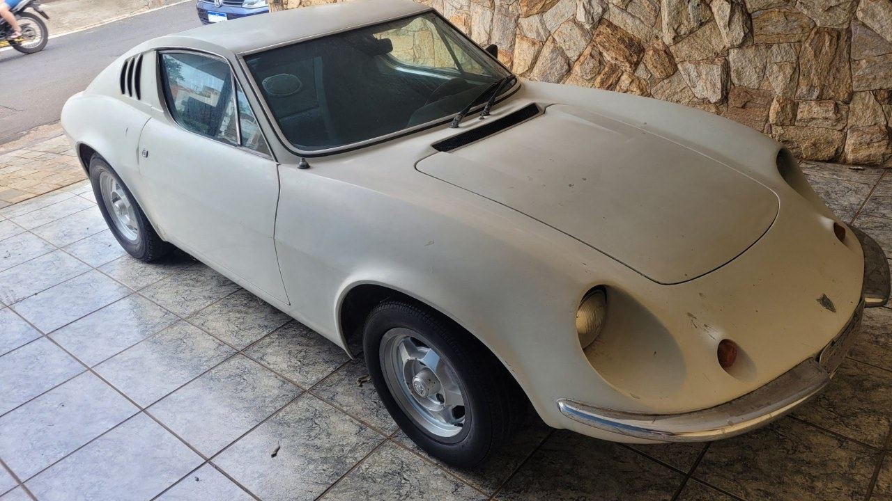 Puma GTE 1974 Tubarão