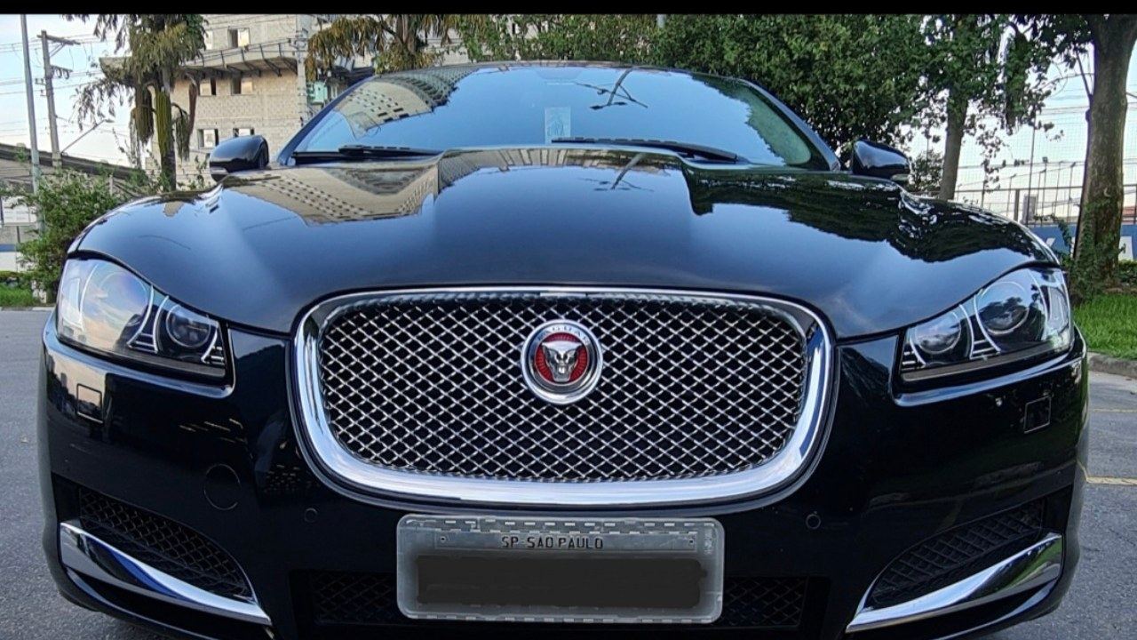 Jaguar XF Premium Luxury 2.0 Turbo