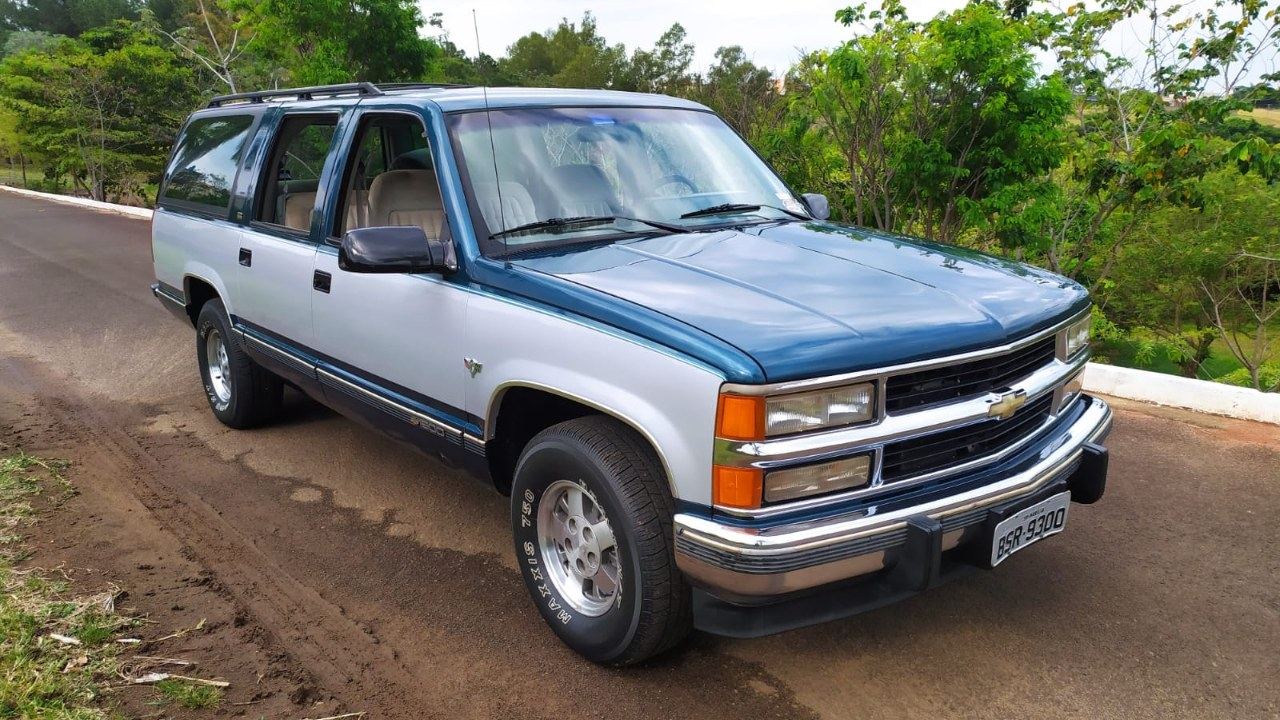 Chevrolet Suburban V8 5.7litros 350