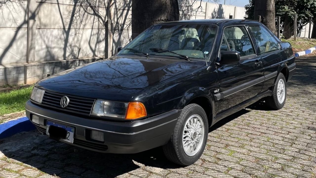 Volkswagen Santana GLS 2.0 2 Portas