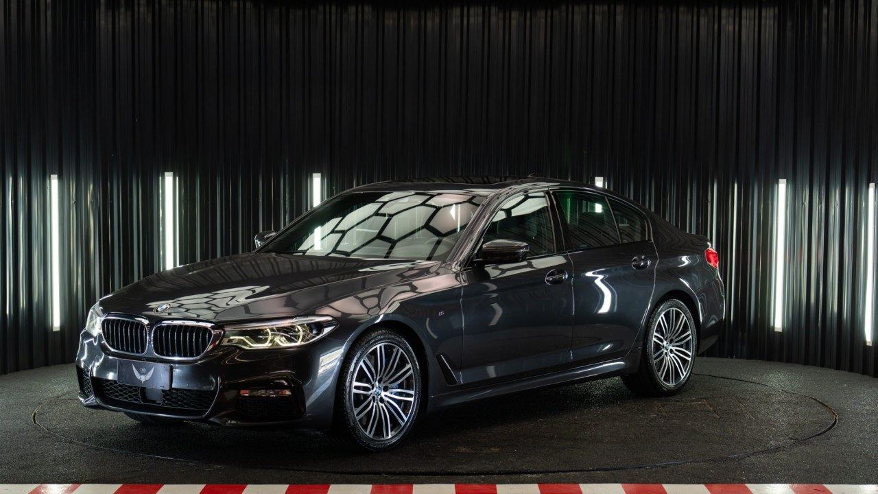 BMW 540i
