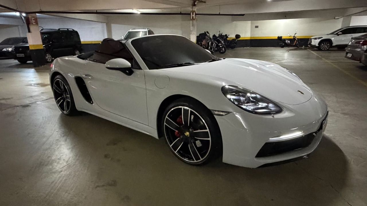 Porsche 718 boxster 2023
