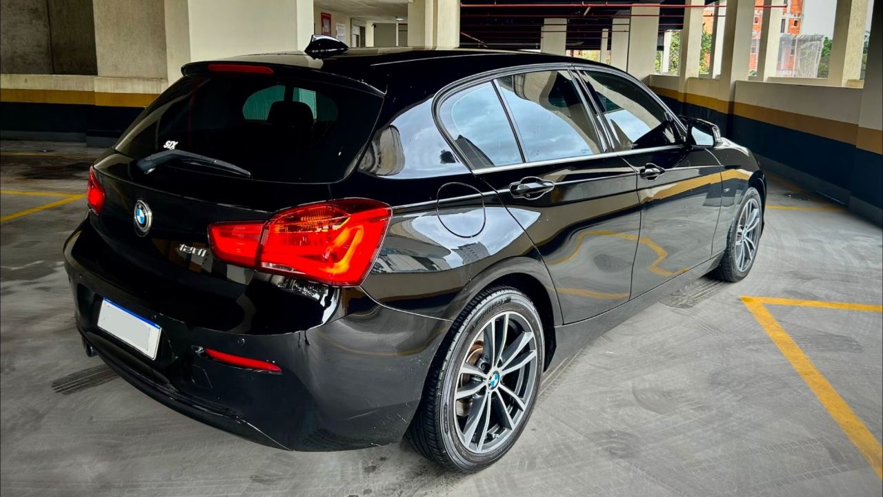 BMW 120i SportGP 2016
