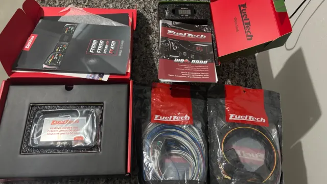 Fueltech FT450 + Wideband NANO (com chicotes)