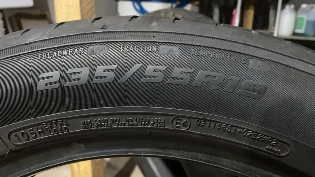 Par de pneus 235/55r19