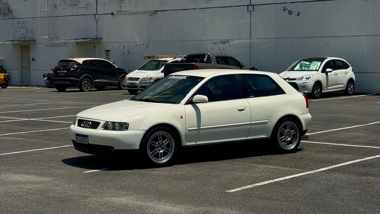 Audi A3 ano 2000 1.6
