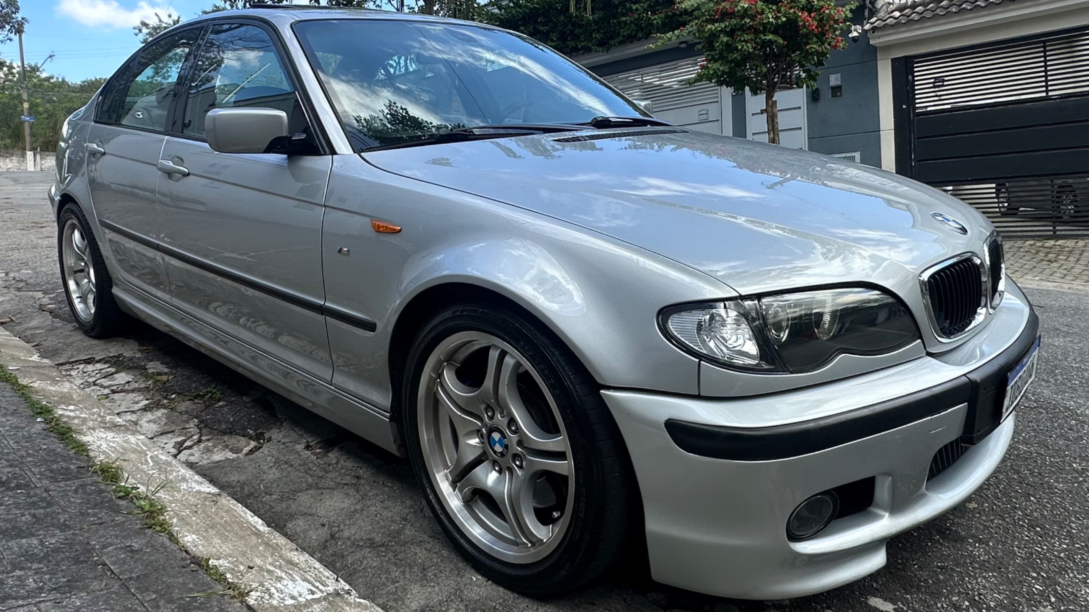 bmw 330i motorsport manual