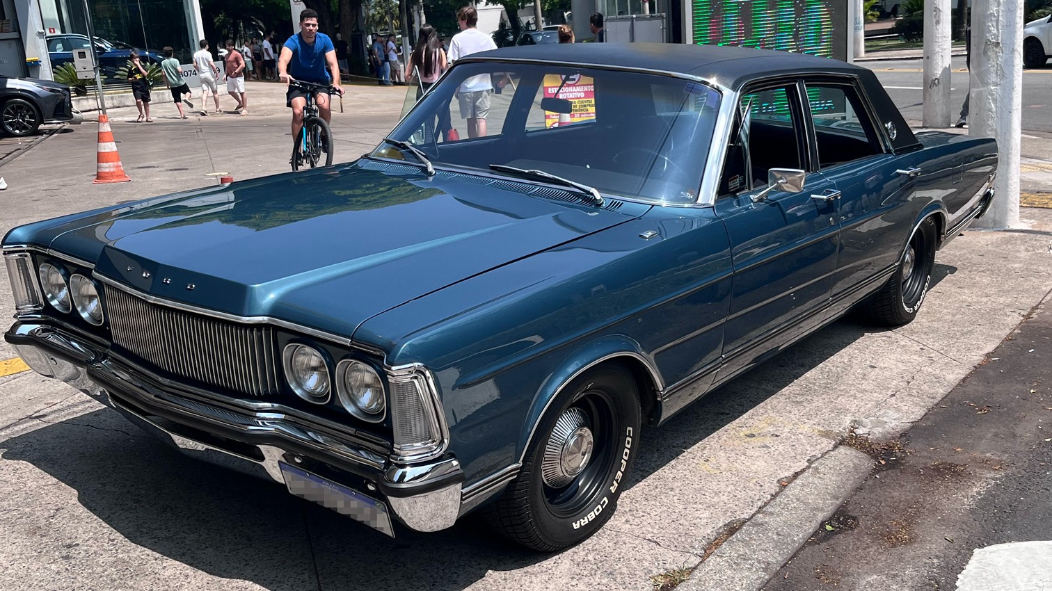 Ford Galaxie LTD V8 Câmbio AUT.